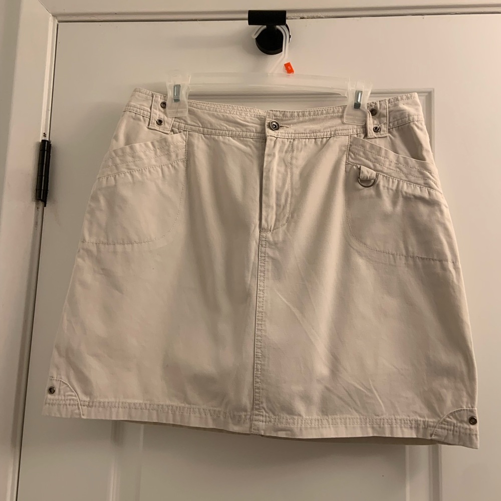 Reitmans Off-White Mini Skirt with Pocket Details and short under .